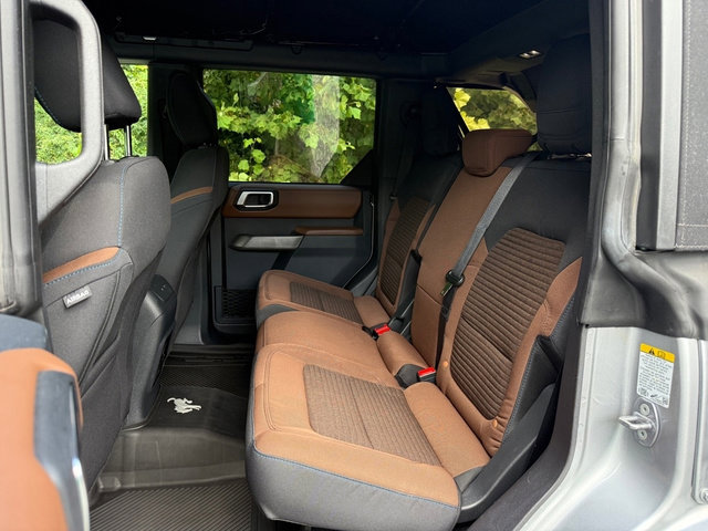 Used 2022 Ford Bronco Outer Banks image 13