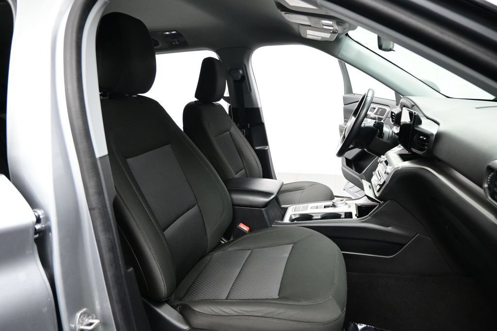 Used 2022 Ford Explorer XLT RWD image 22