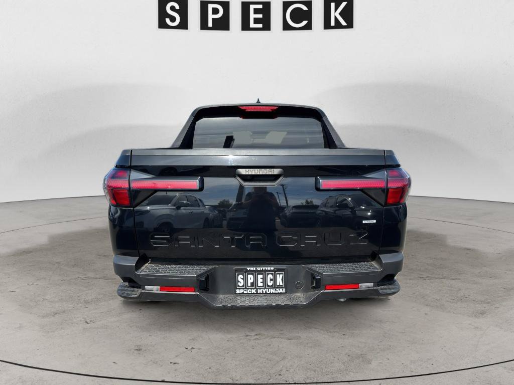 Certified 2025 Hyundai Santa Cruz SE AWD/4WD image 5