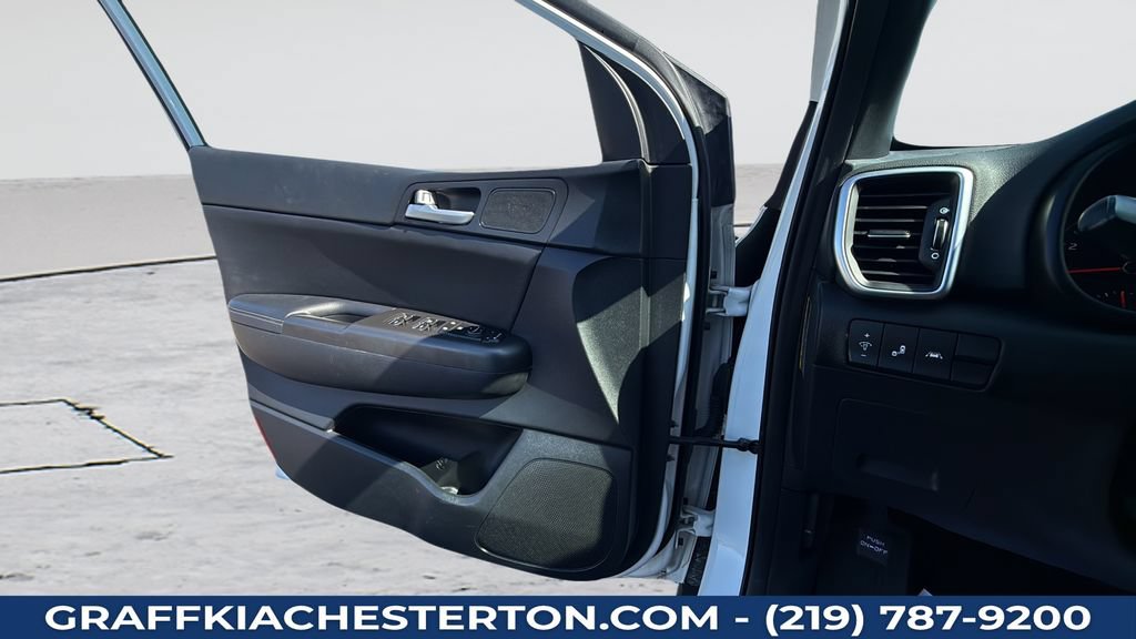 Used 2021 Kia Sportage S FWD image 24