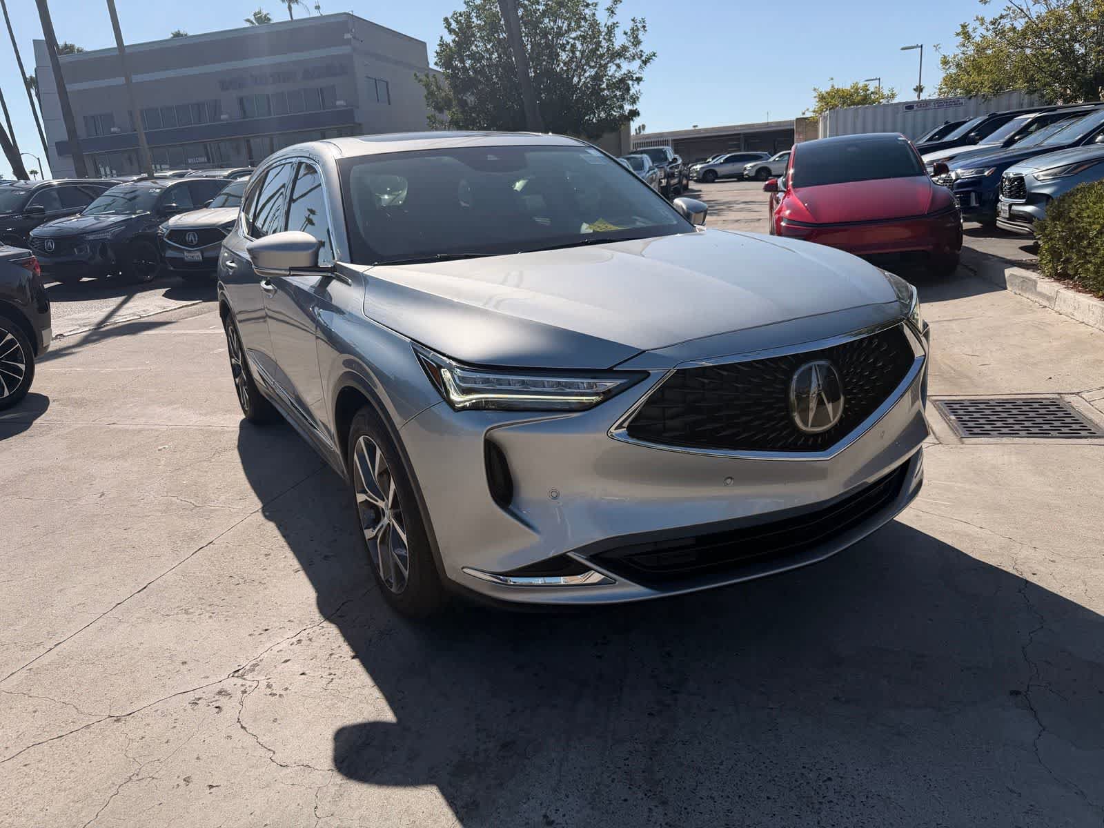 Used 2023 Acura MDX FWD w/ Technology Package image 7