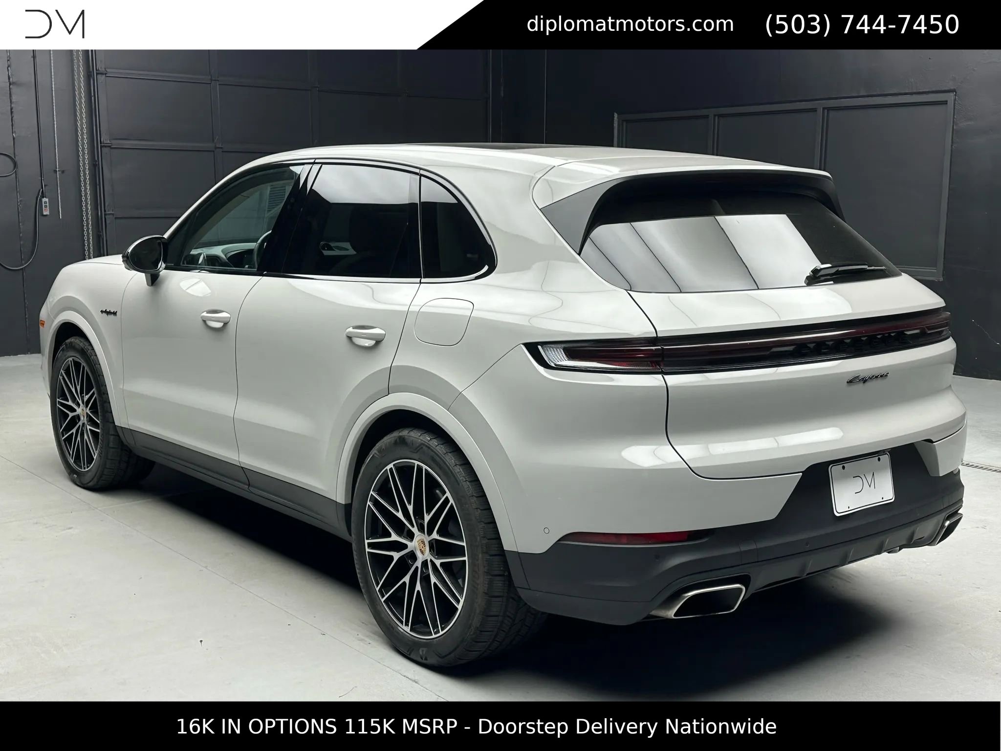Used 2025 Porsche Cayenne E-Hybrid image 5