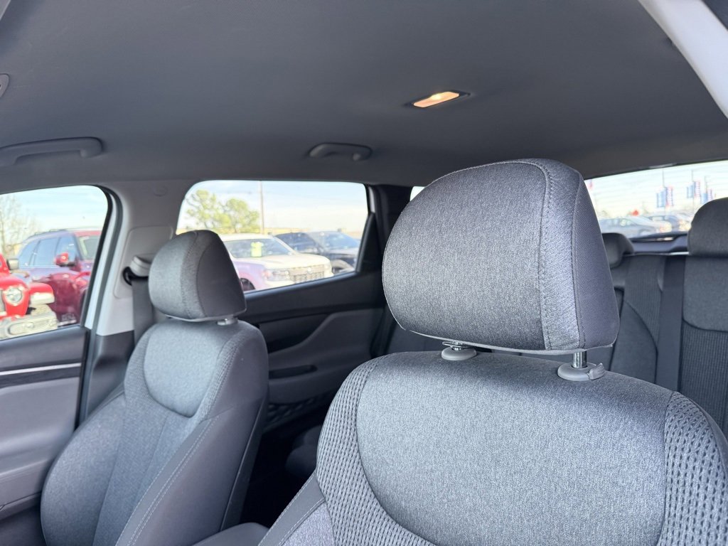 Used 2020 Hyundai Santa Fe SE w/ Cargo Package image 22