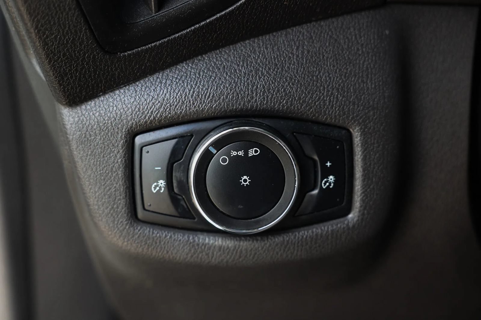 Used 2018 Ford Transit Connect XL FWD image 41