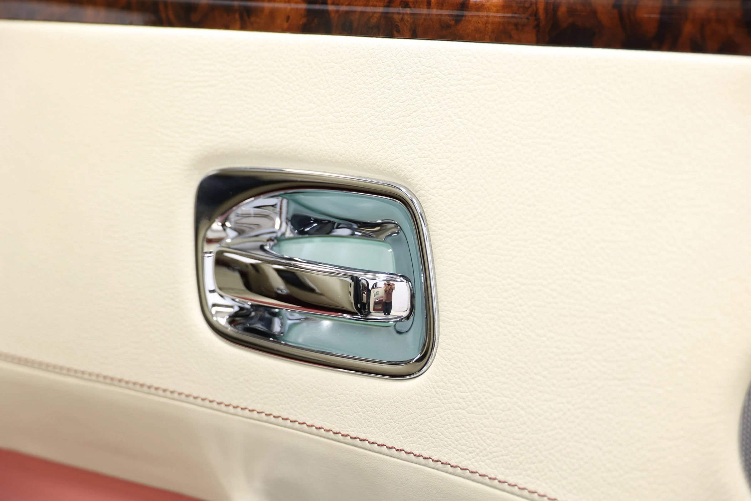 Used 2013 Rolls-Royce Ghost RWD image 56