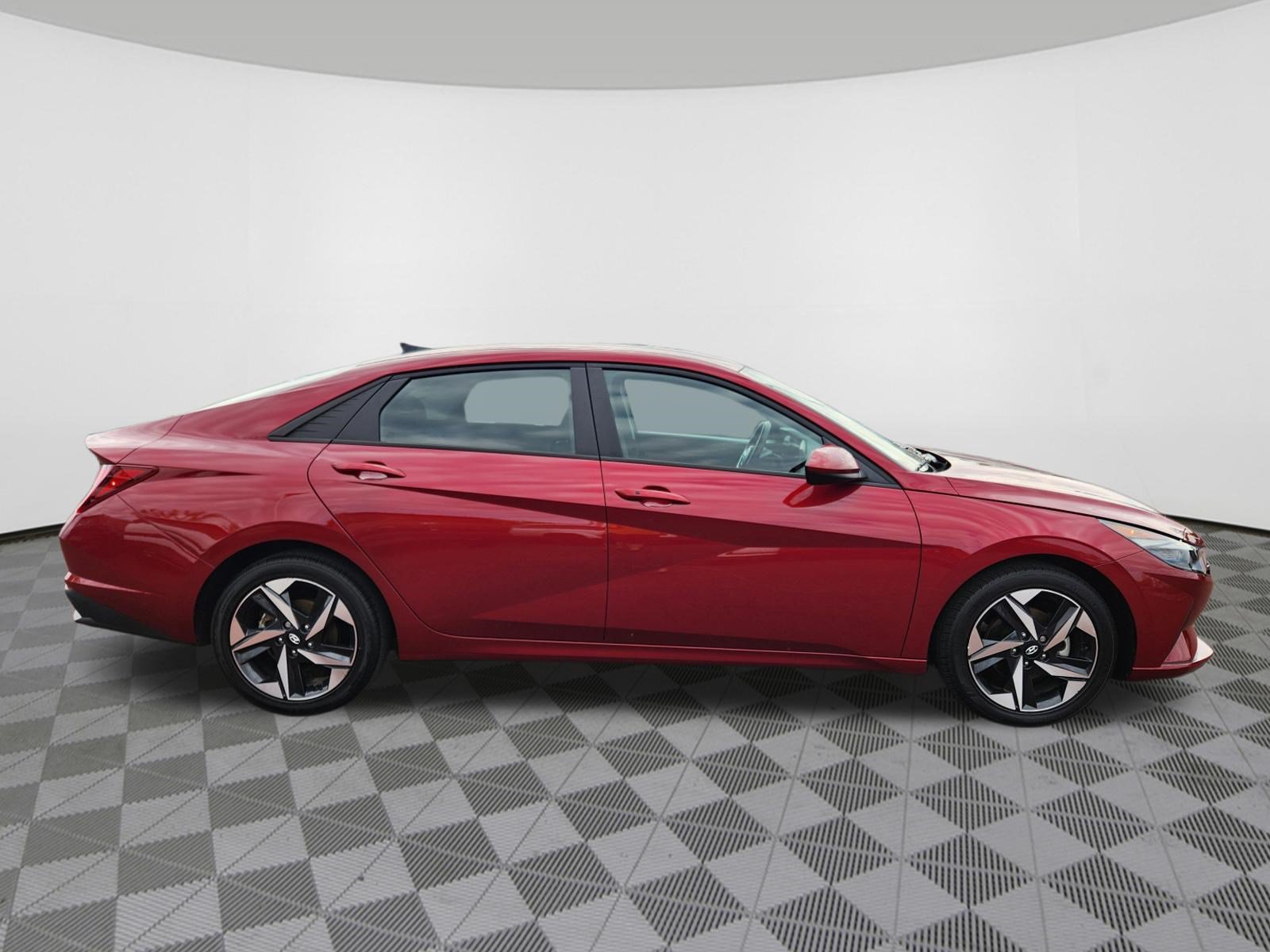 Certified 2023 Hyundai Elantra SEL w/ Convenience Package FWD image 6