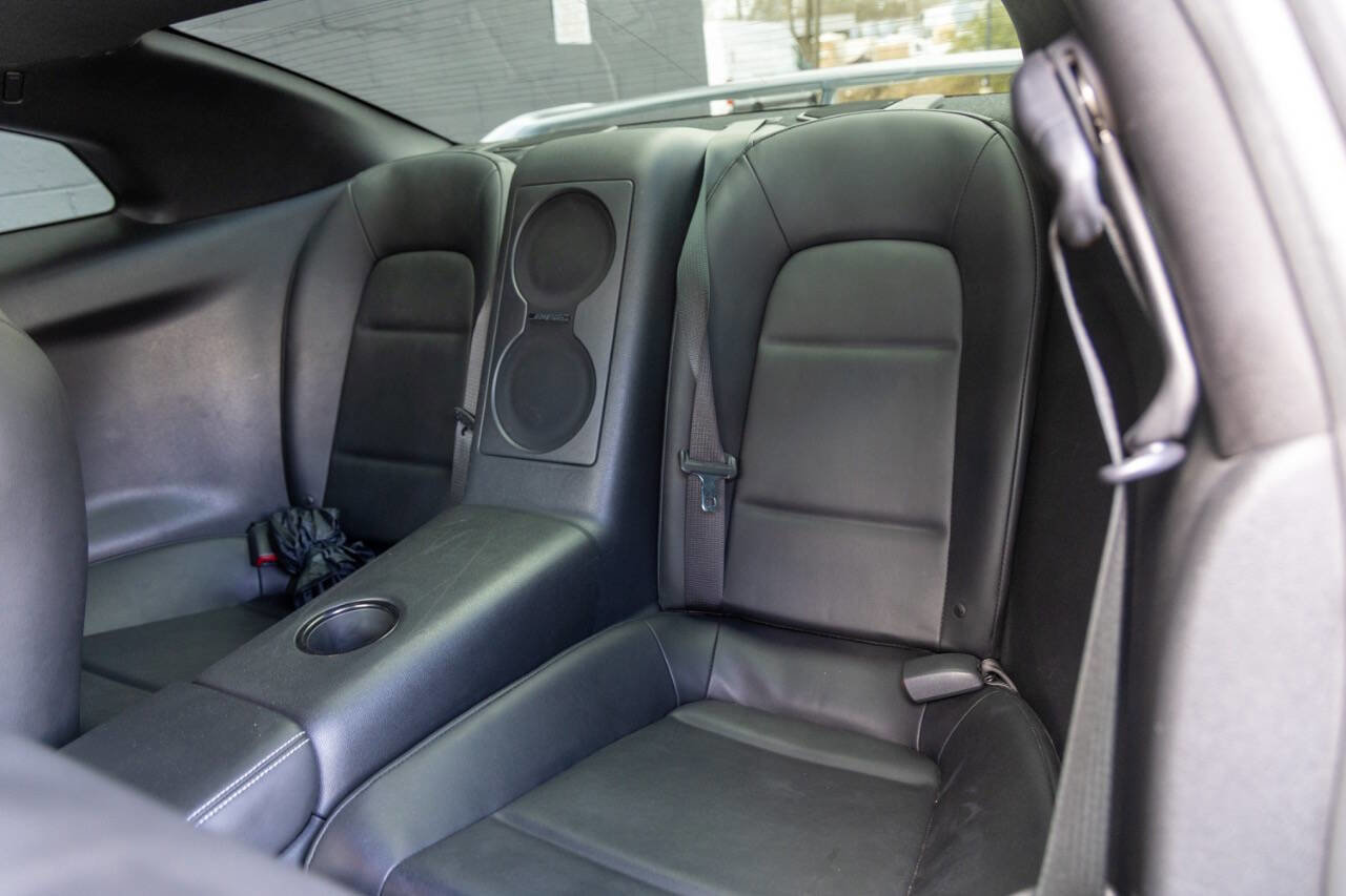 Used 2016 Nissan GT-R Premium image 11