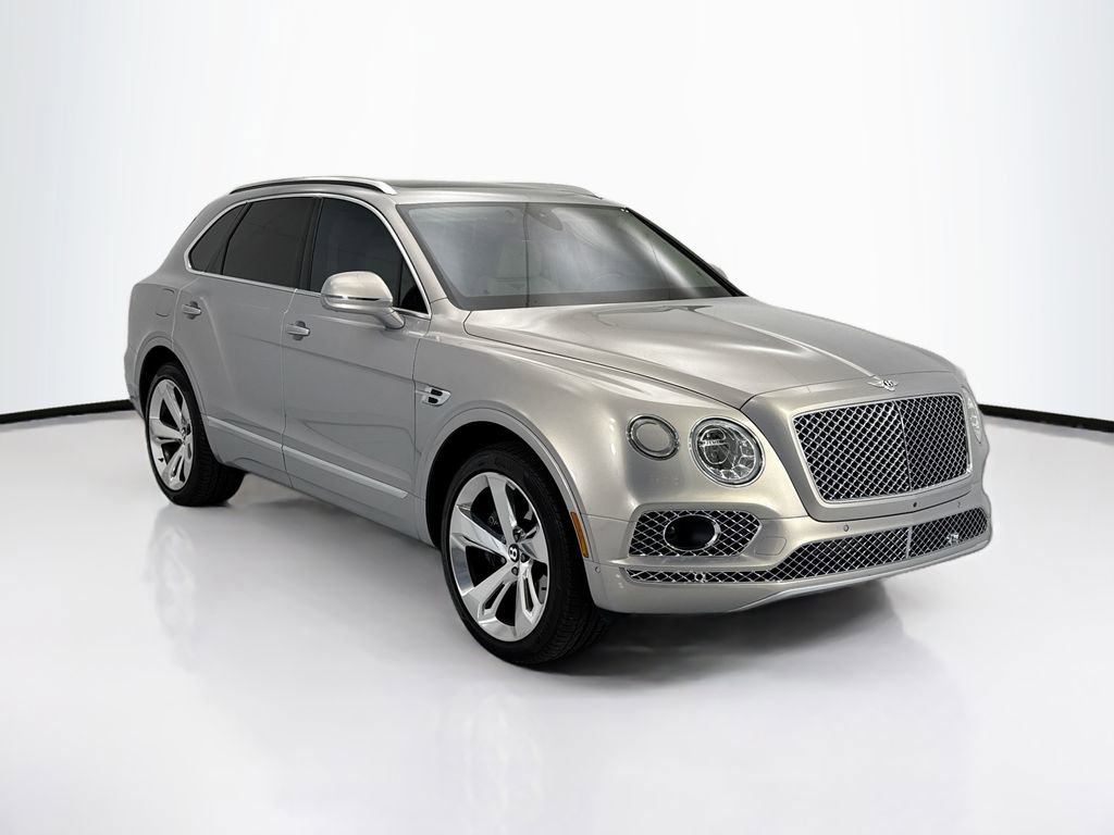 Used 2018 Bentley Bentayga image 3