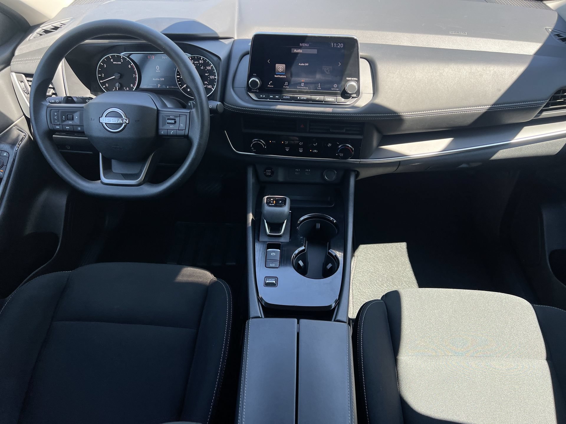 Used 2026 Nissan Rogue S FWD image 2