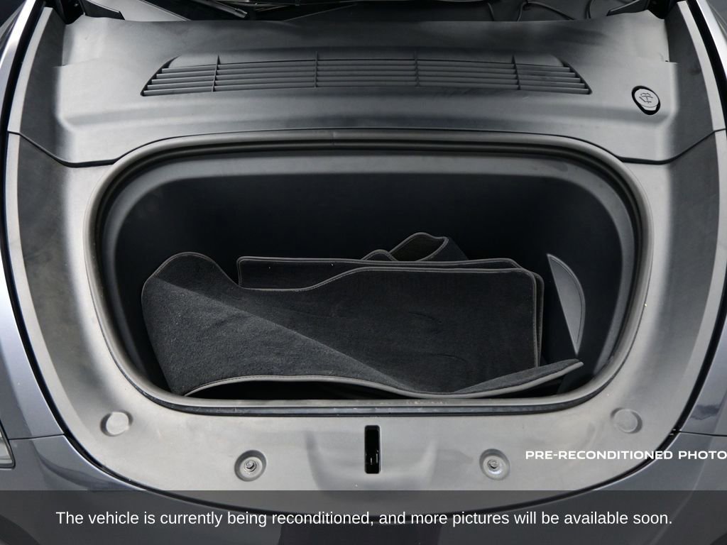 Used 2025 Tesla Model Y Long Range image 33