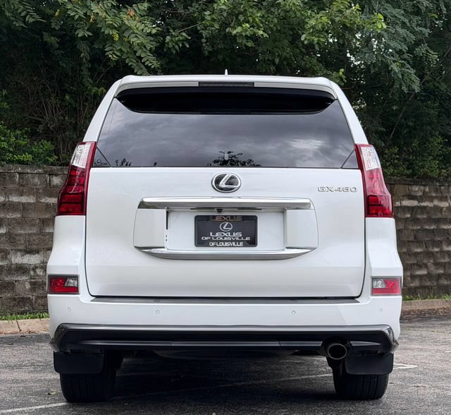 Used 2021 Lexus GX 460 Luxury w/ Sport Design Package AWD/4WD image 6