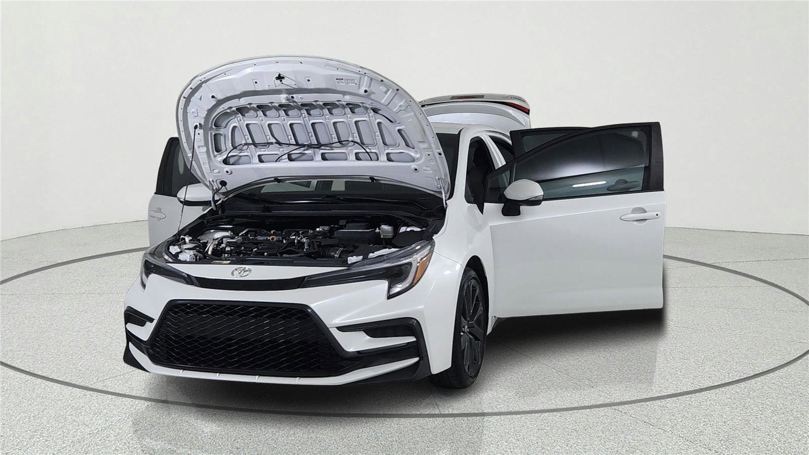 Used 2024 Toyota Corolla SE FWD image 8