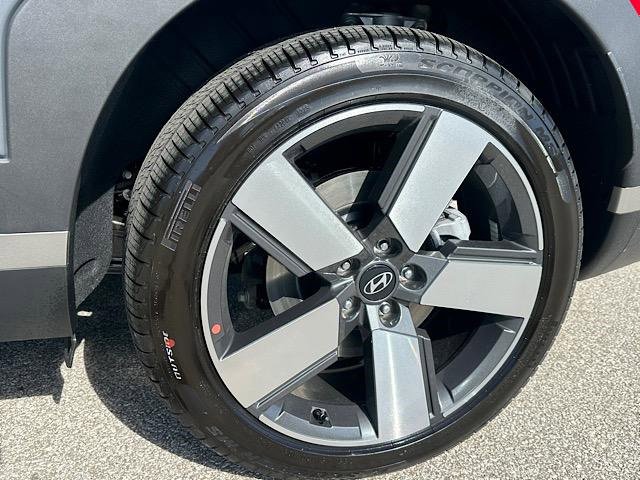 New 2026 Hyundai Santa Fe Limited image 13