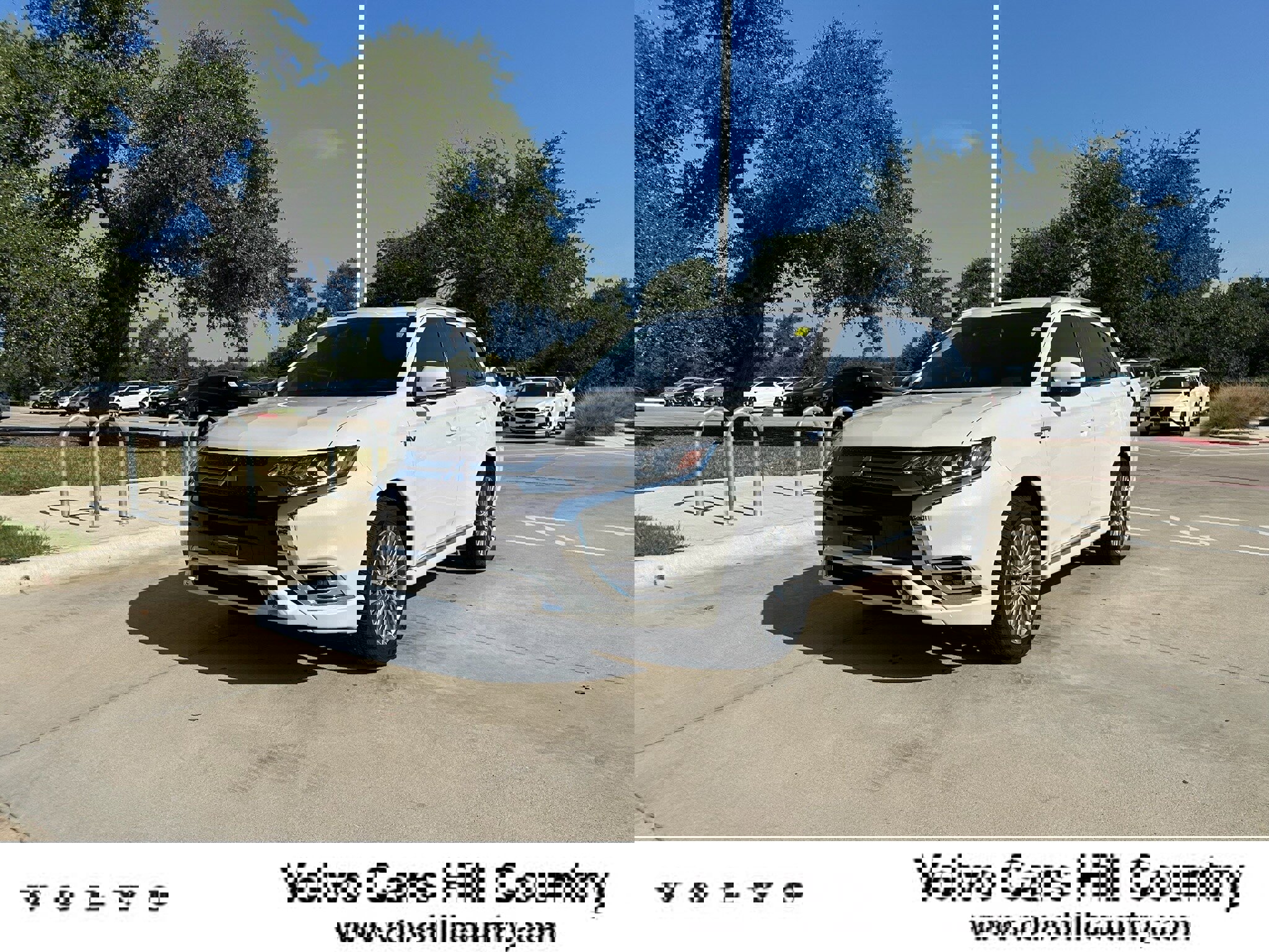 Used 2020 Mitsubishi Outlander GT image 1