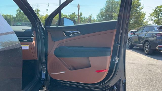New 2026 Kia Sportage X-Line w/ X-Line Technology Package image 9