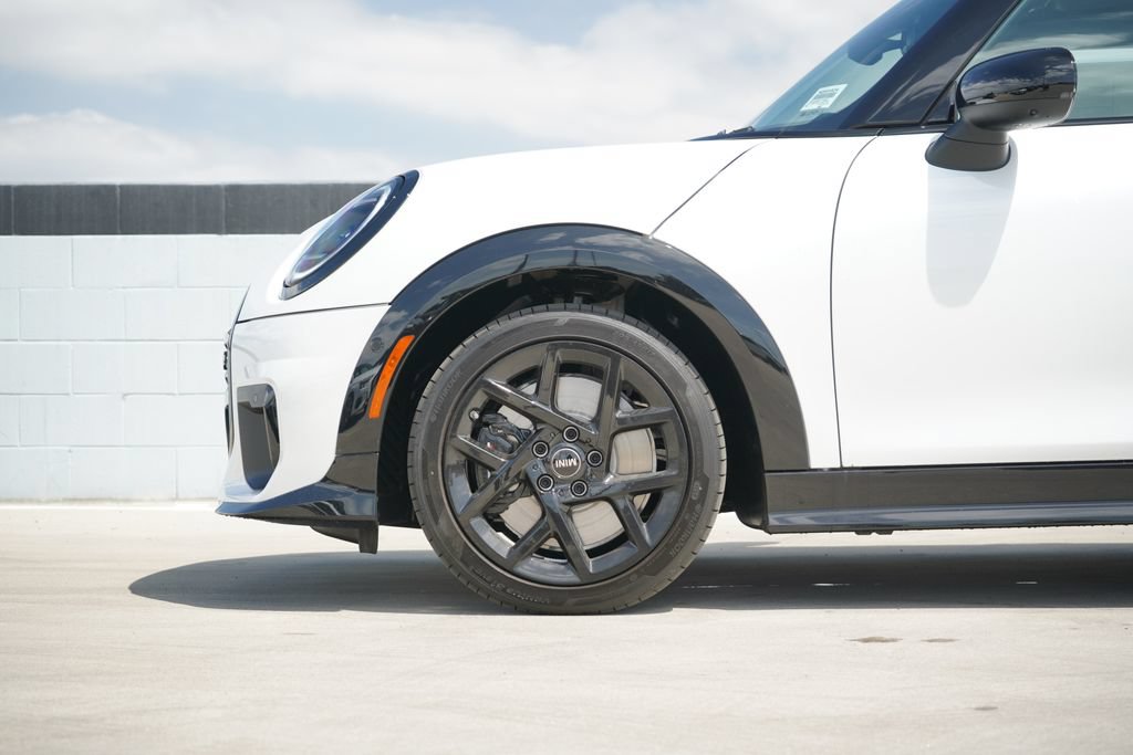 New 2026 MINI Cooper S FWD image 2
