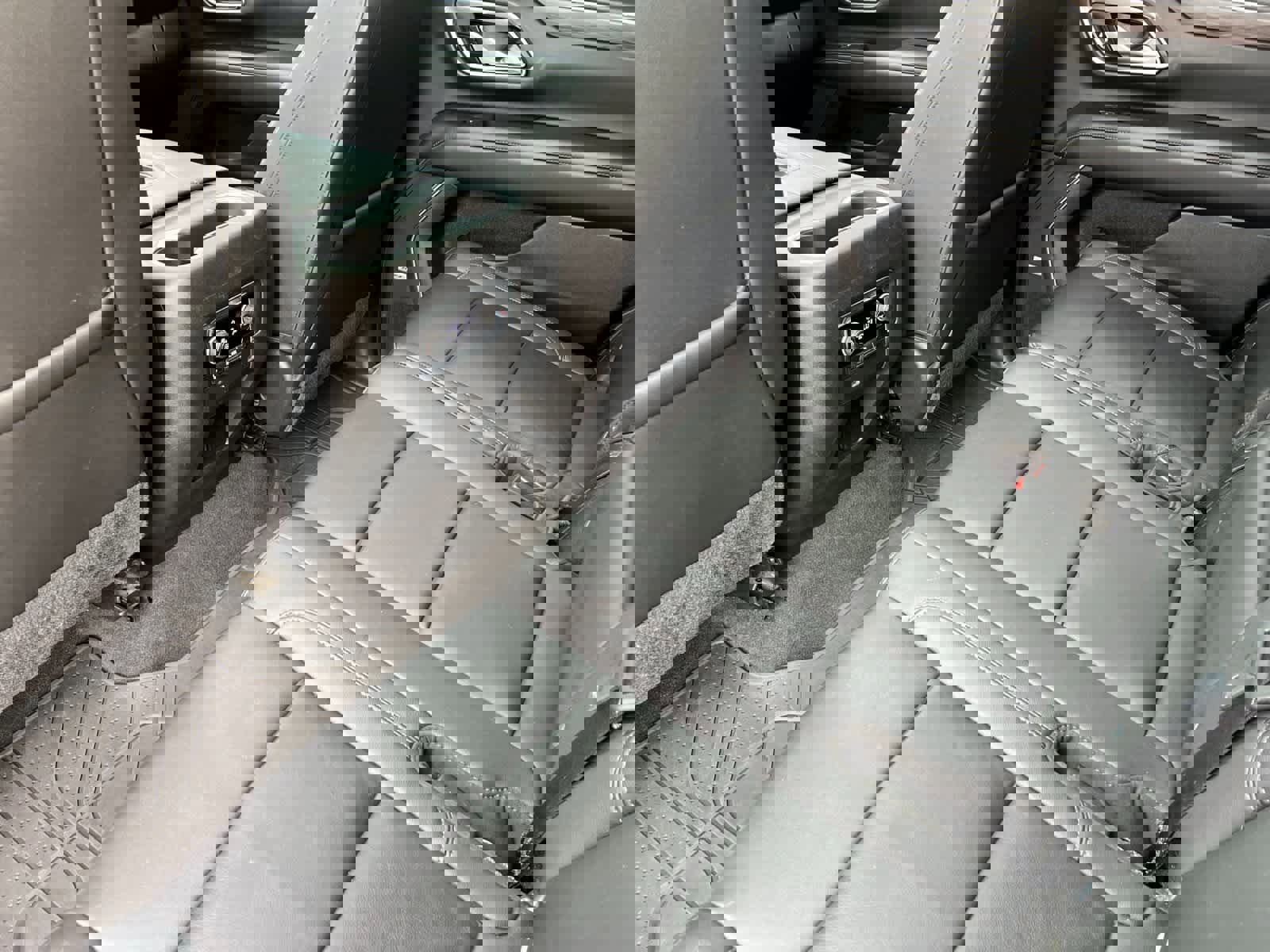 Used 2021 Chevrolet Tahoe Z71 w/ Z71 Signature Package image 4