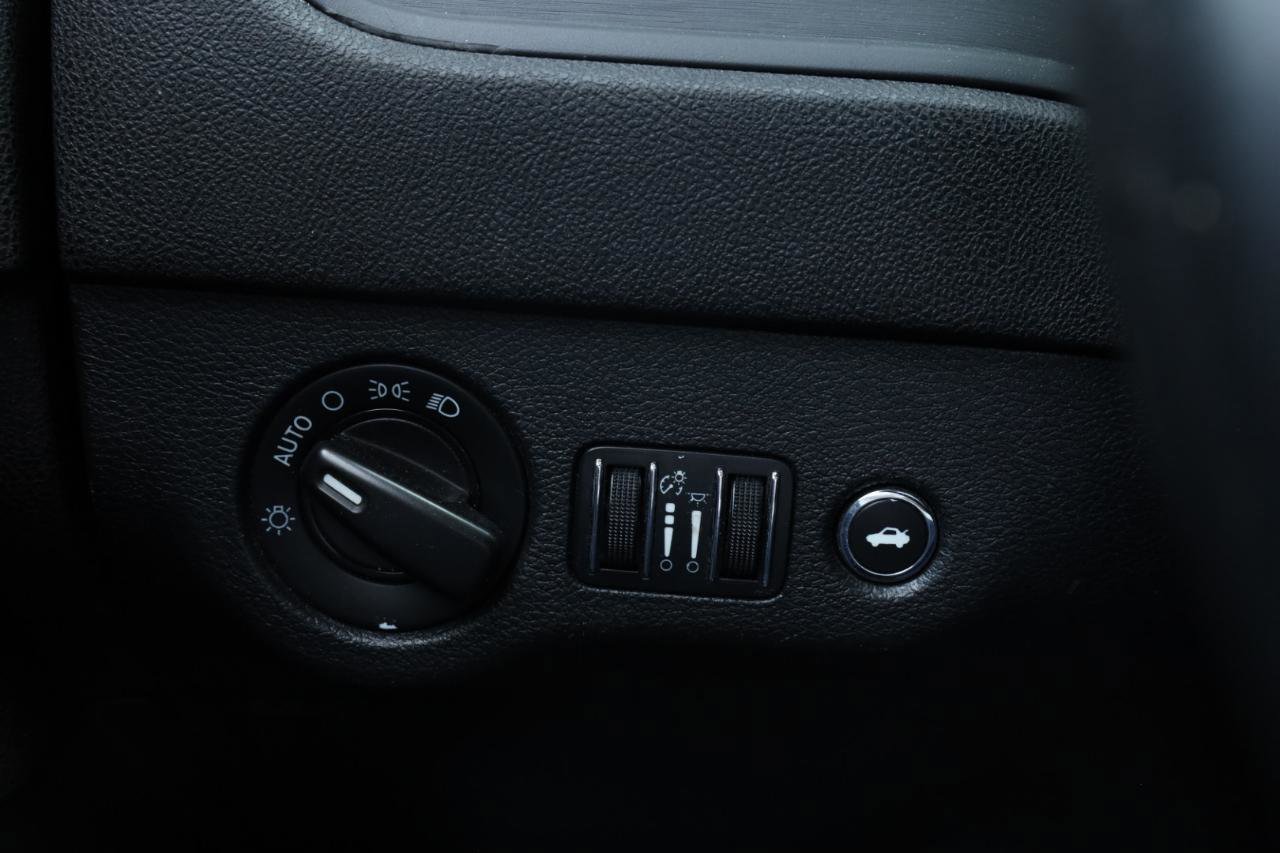 Used 2019 Dodge Charger Police image 34