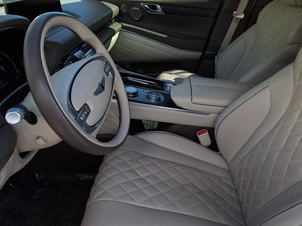 Used 2024 Genesis GV80 3.5T w/ Prestige Package AWD/4WD image 10