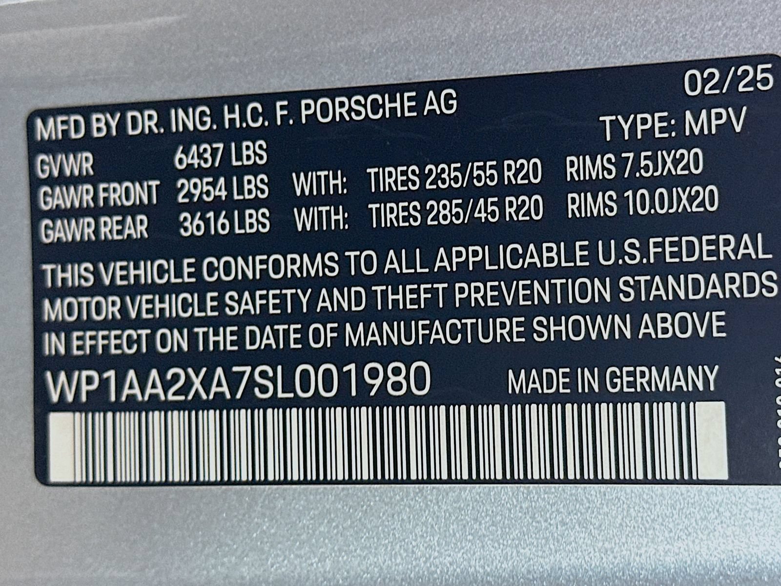Used 2025 Porsche Macan 4 Electric AWD/4WD image 50