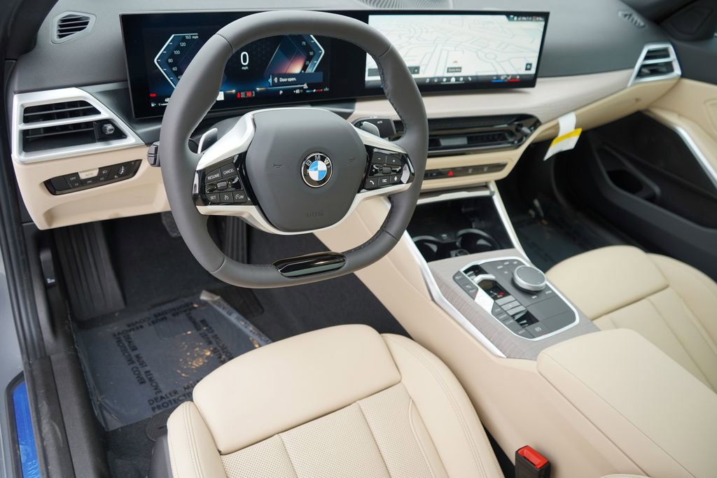 Used 2025 BMW 330i xDrive Sedan w/ Premium Package image 13