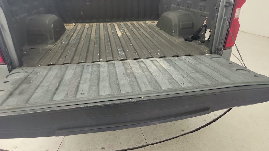 Used 2021 Chevrolet Silverado 1500 Custom image 32