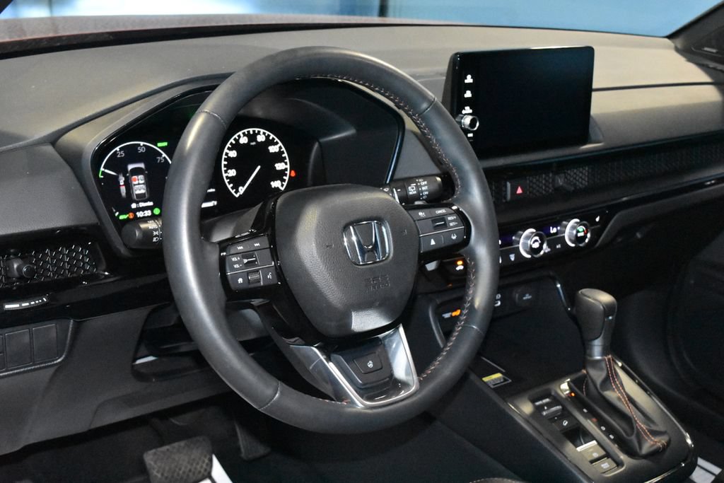 Used 2024 Honda CR-V Sport Touring image 2
