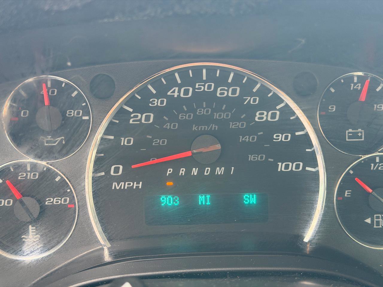 Used 2019 Chevrolet Express 2500 RWD image 18