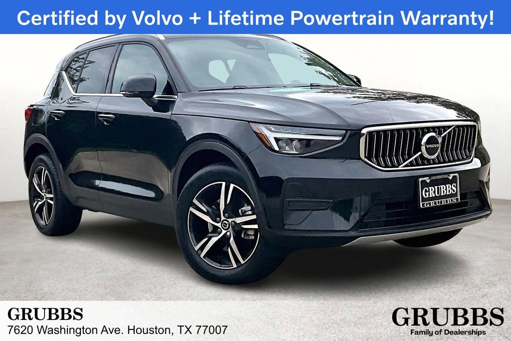 Certified 2025 Volvo XC40 B5 Core