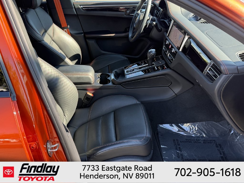 Used 2023 Porsche Macan GTS AWD/4WD image 10