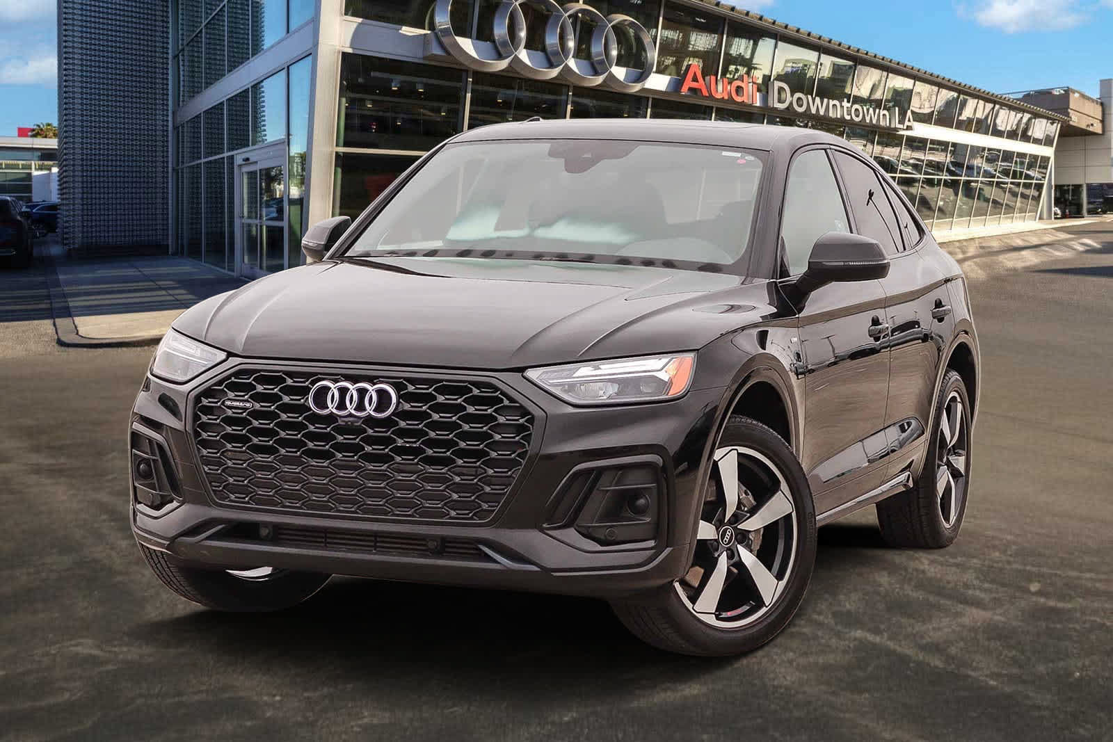 Used 2023 Audi Q5 2.0T Premium Plus w/ Premium Plus Package AWD/4WD image 1