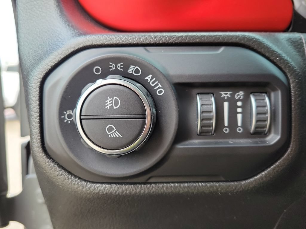 Used 2022 Jeep Gladiator Rubicon AWD/4WD image 17