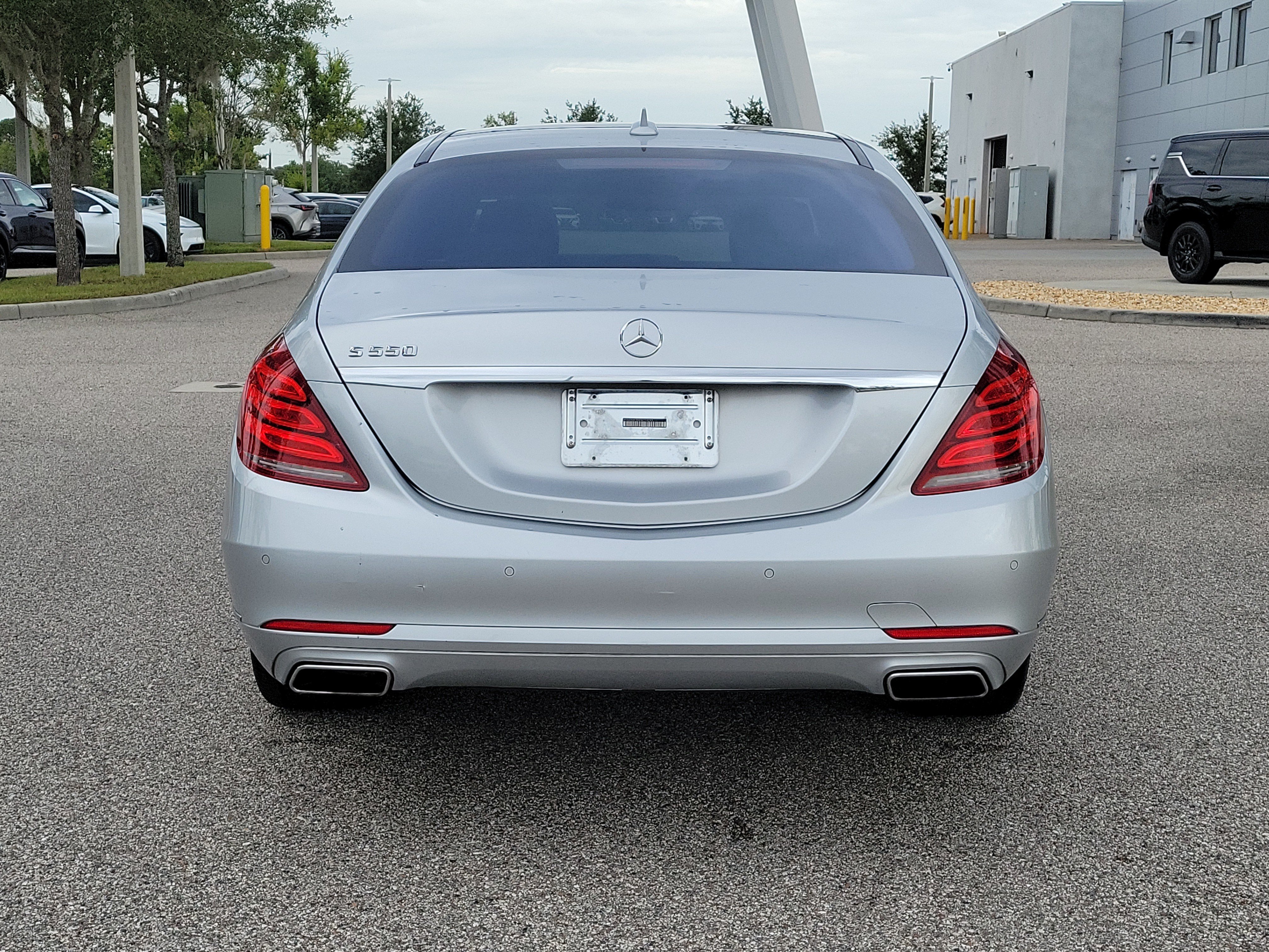 Used 2015 Mercedes-Benz S 550 Sedan image 6