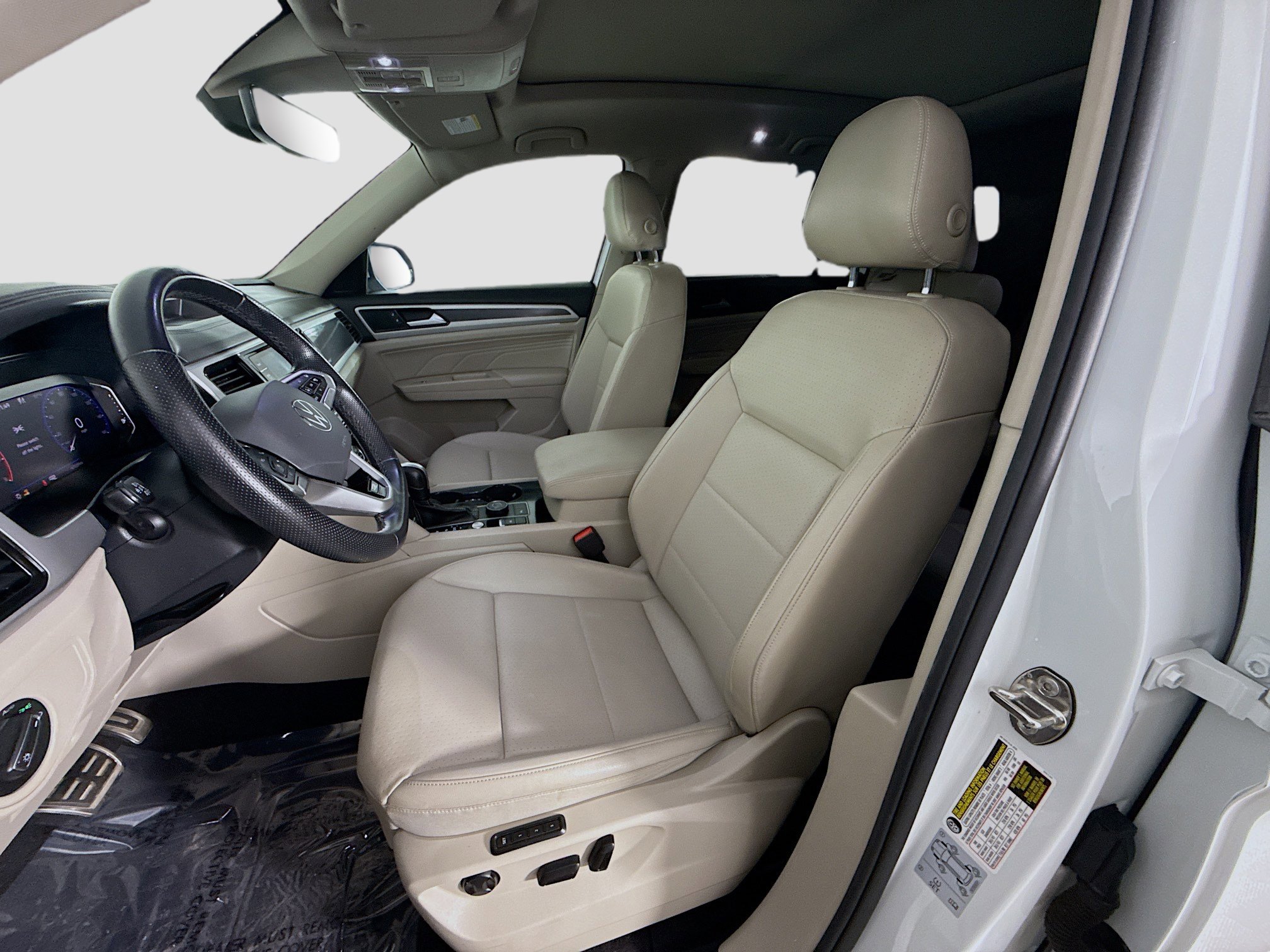 Used 2021 Volkswagen Atlas SEL R-Line image 22