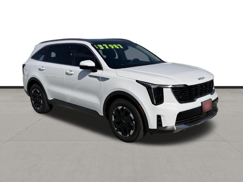 Used 2026 Kia Sorento S w/ S Panoramic Sunroof Package FWD image 3