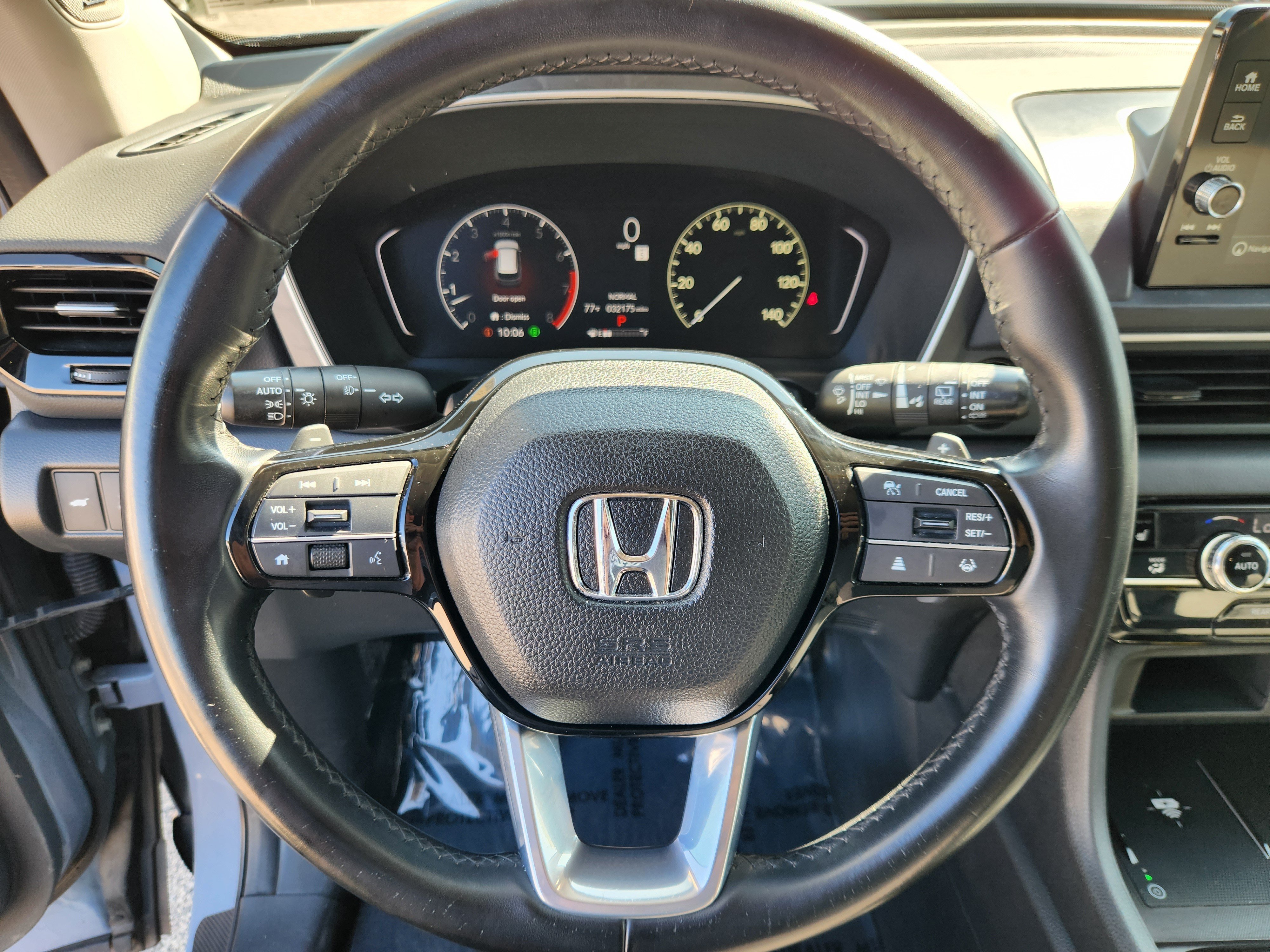 Certified 2023 Honda Pilot Touring image 9