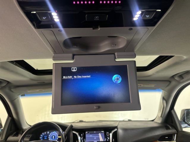 Used 2016 Cadillac Escalade Luxury image 31