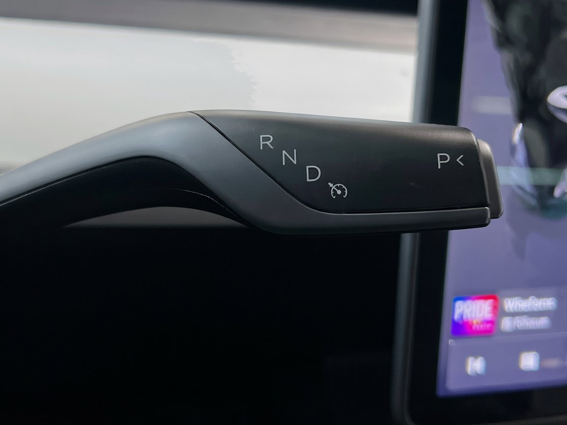Used 2023 Tesla Model 3 Standard Range RWD image 13