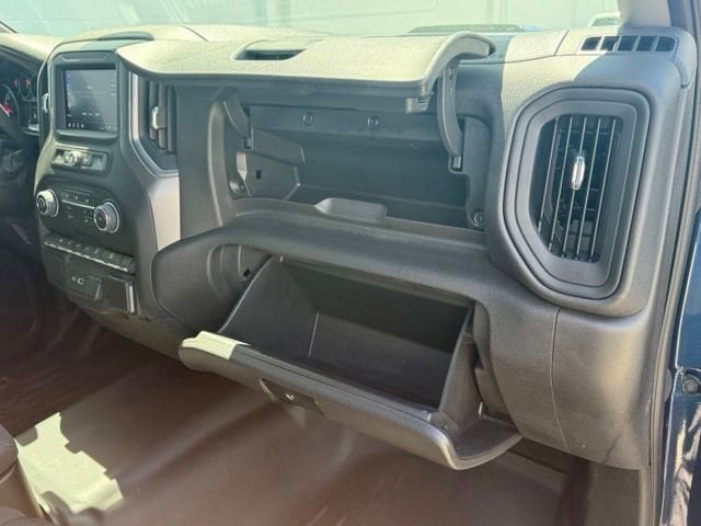 Used 2023 Chevrolet Silverado 1500 Custom Trail Boss w/ LPO, Dark Essentials Package AWD/4WD image 23