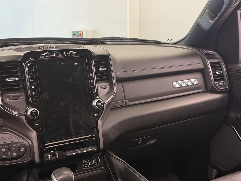 Used 2023 RAM 1500 Laramie AWD/4WD image 28