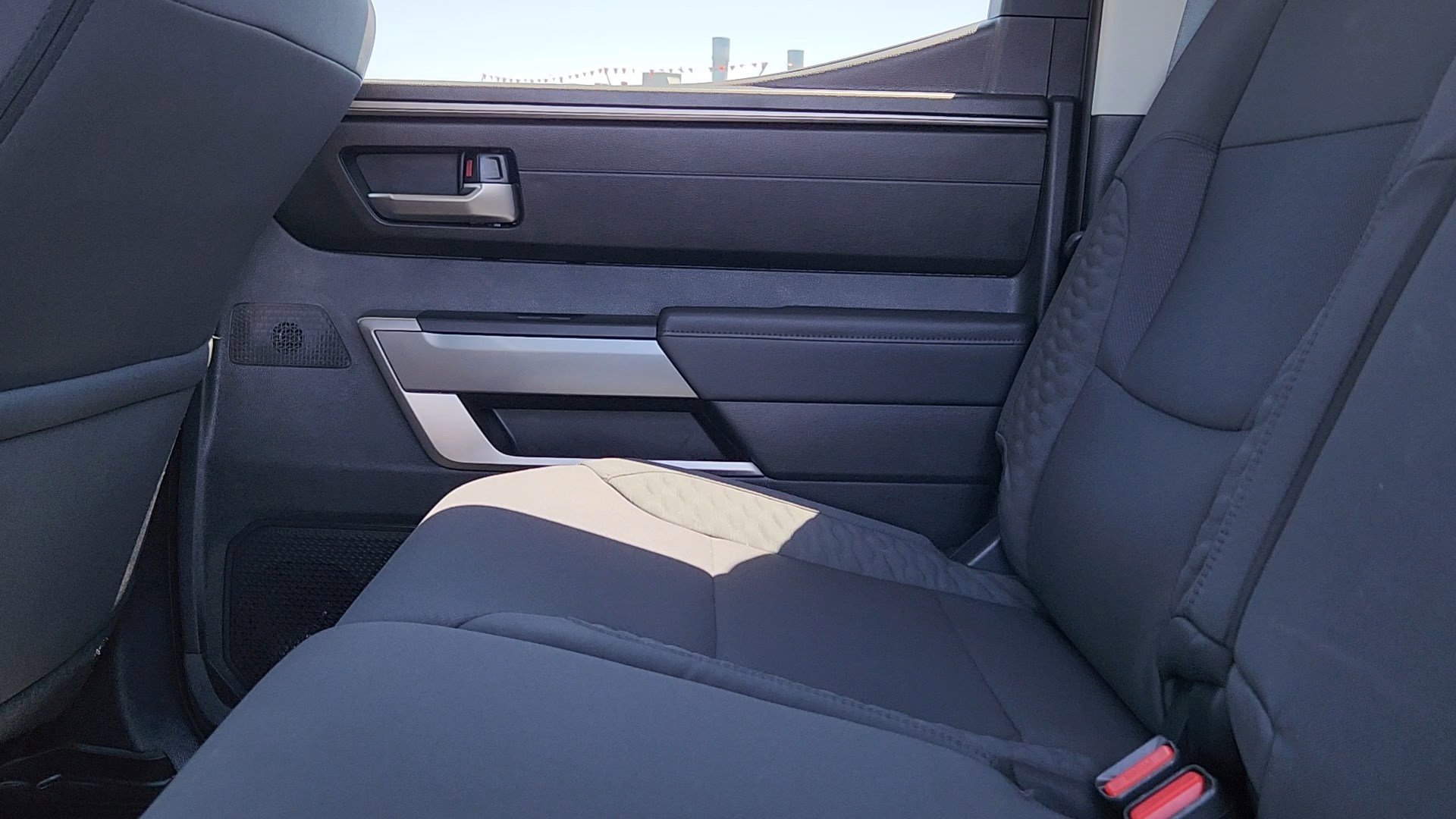 Used 2024 Toyota Tundra SR5 w/ SR5 Convenience Package AWD/4WD image 16