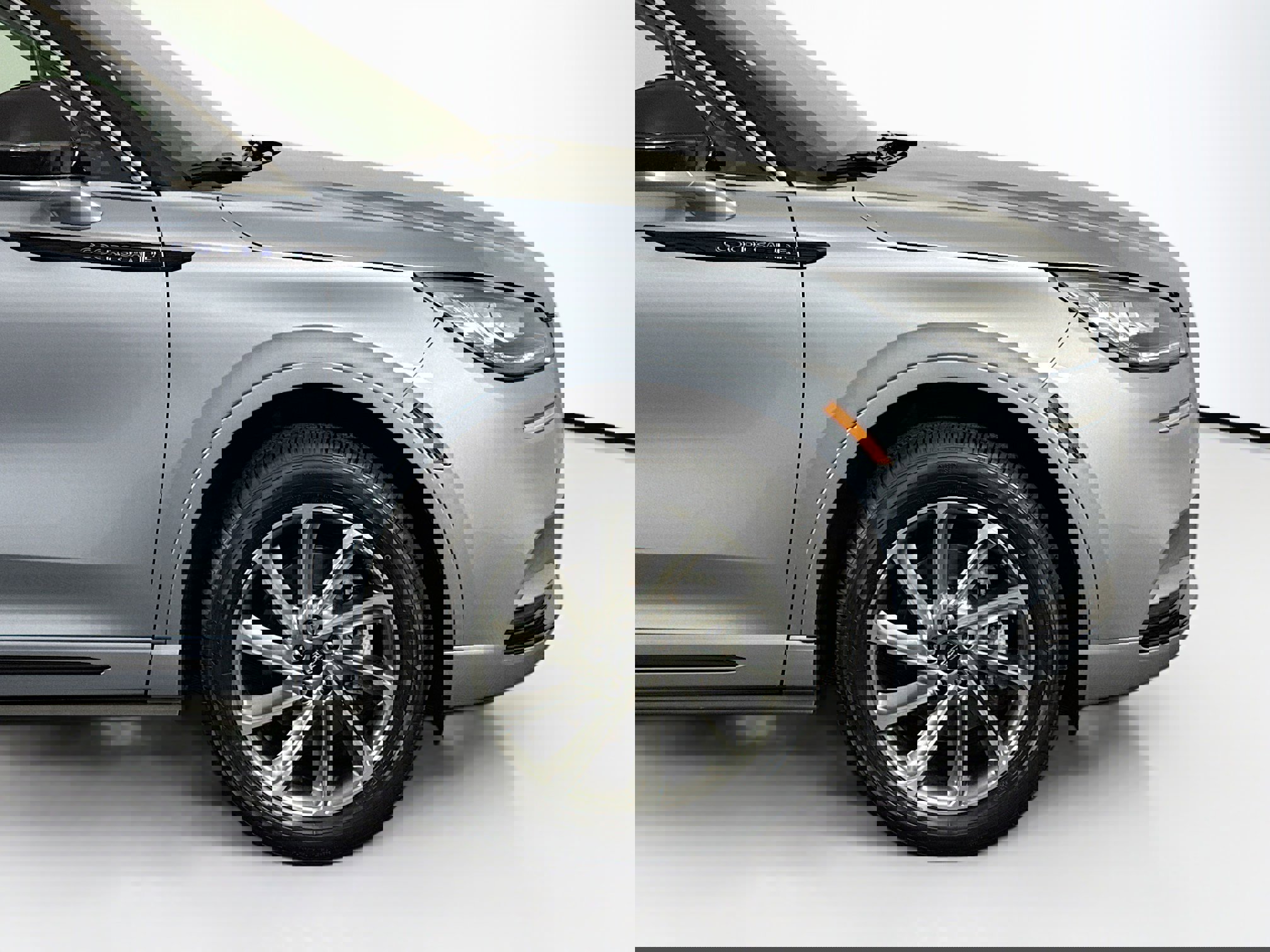 Used 2022 Lincoln Corsair Grand Touring w/ Towing Package image 47