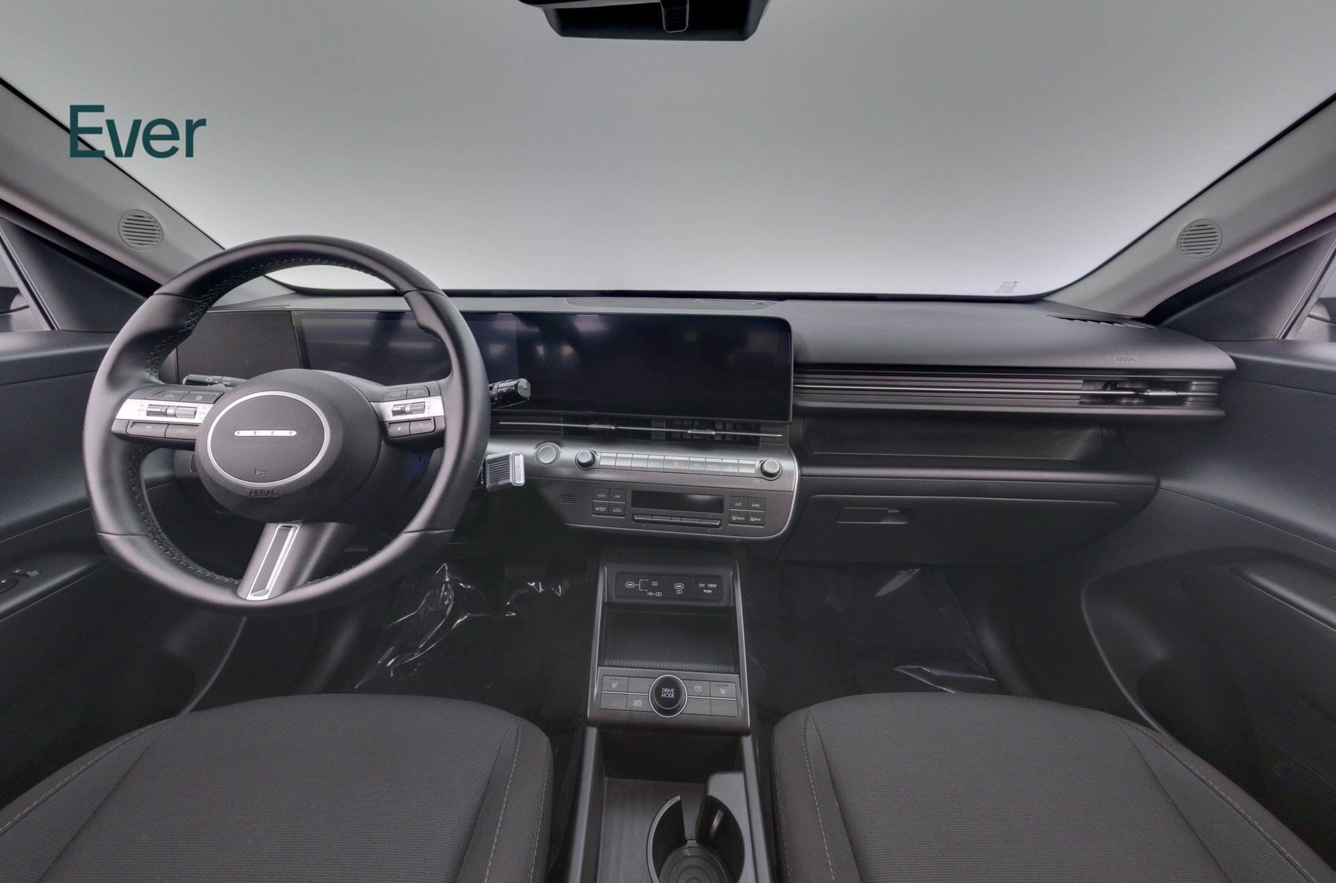 Used 2024 Hyundai Kona SEL FWD image 25