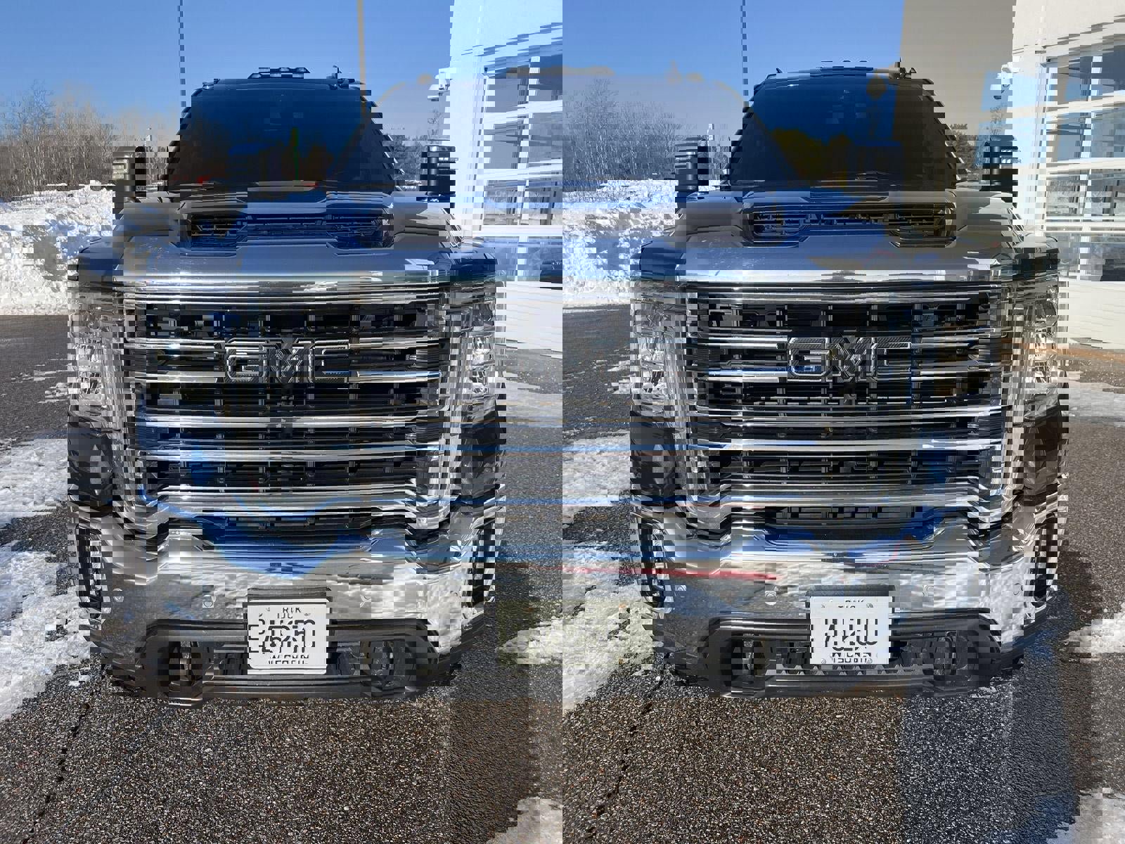 Used 2020 GMC Sierra 3500 SLT w/ SLT Convenience Package image 9