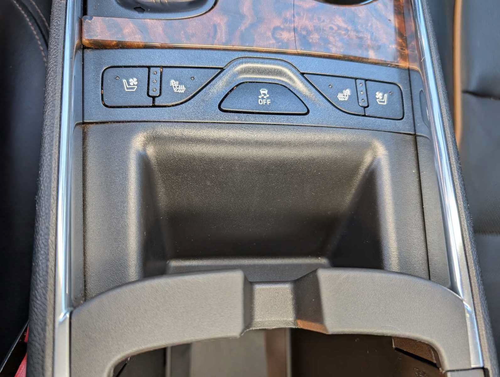 Used 2014 Chevrolet Impala LTZ FWD image 27