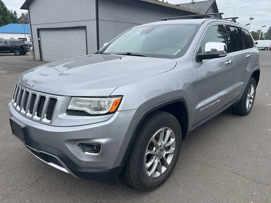 Used 2016 Jeep Grand Cherokee Limited w/ Luxury Group II AWD/4WD image 2