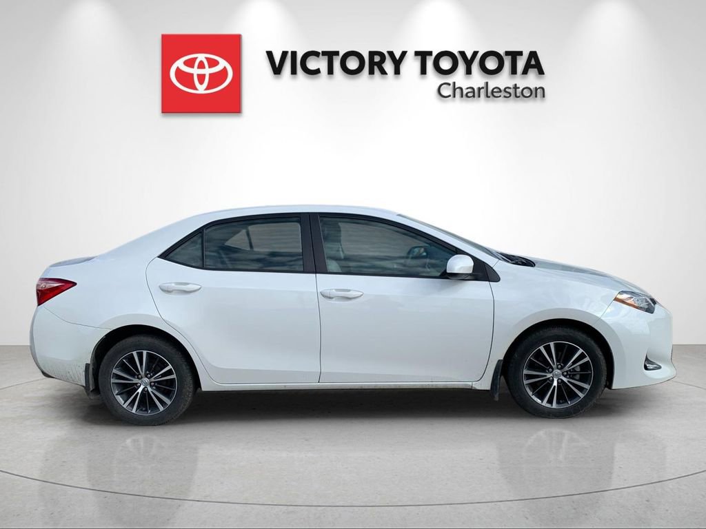 Used 2019 Toyota Corolla LE w/ LE Premium Package w/Moonroof image 6