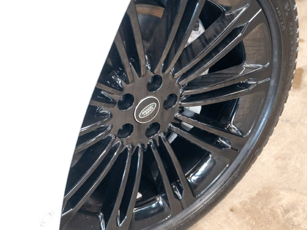 Certified 2023 Land Rover Range Rover SE AWD/4WD image 9