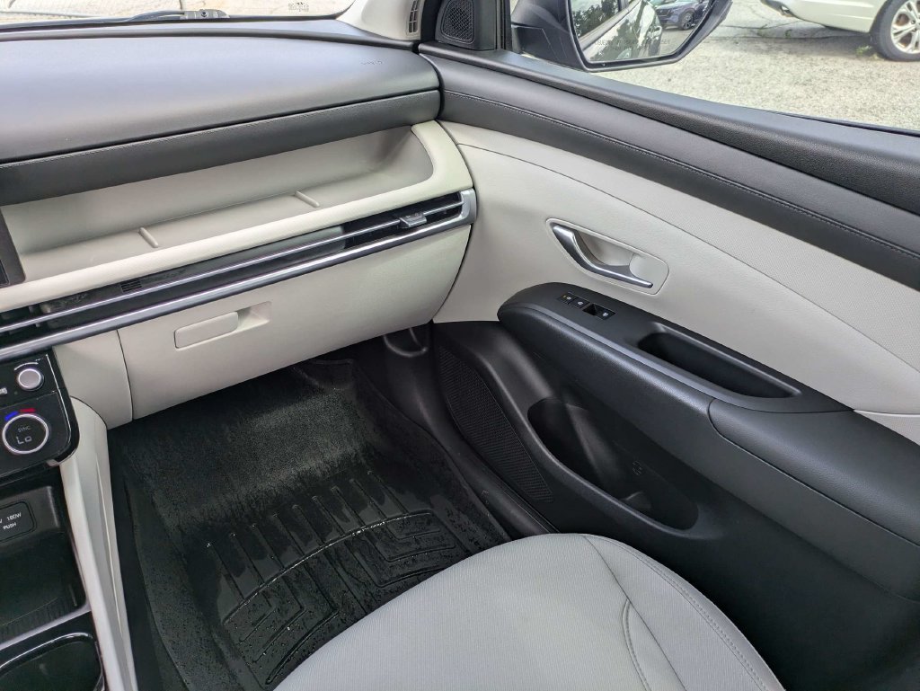 Used 2025 Hyundai Tucson SEL FWD image 18