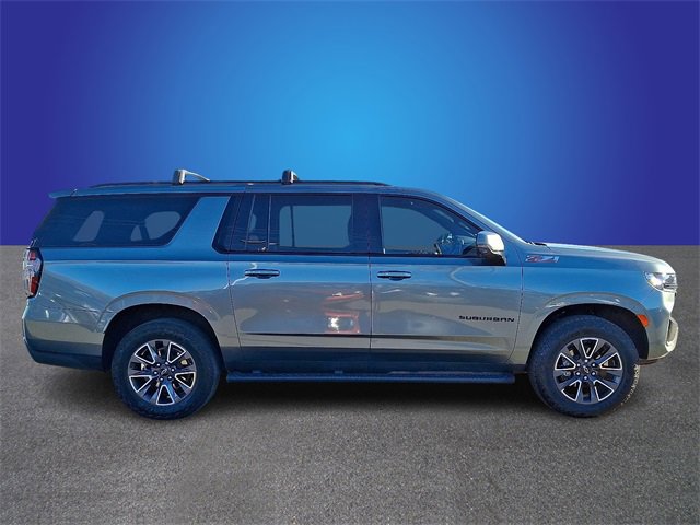 Used 2024 Chevrolet Suburban Z71 w/ Luxury Package image 4